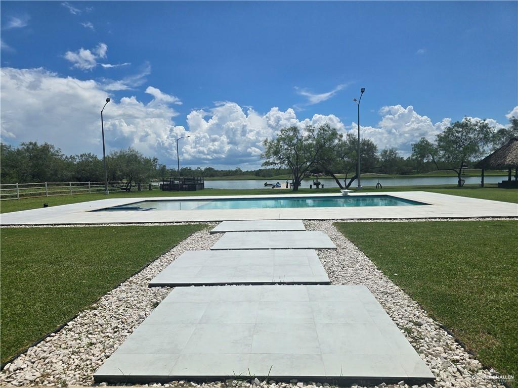 Photo 4 of 600 CR 305 Road