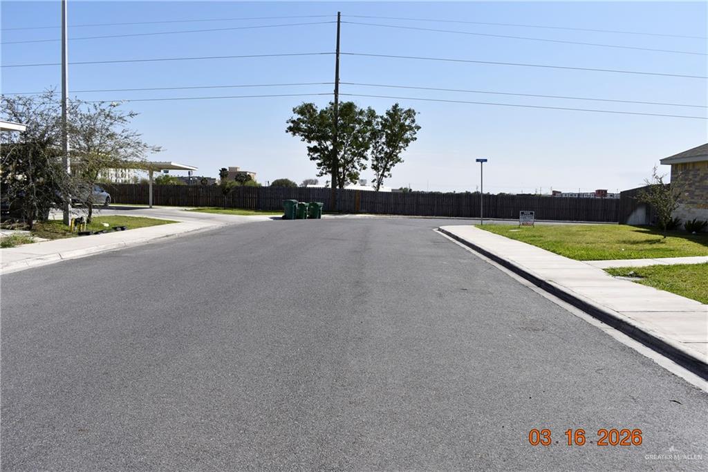 Photo 16 of 4904 Hiawatha Drive