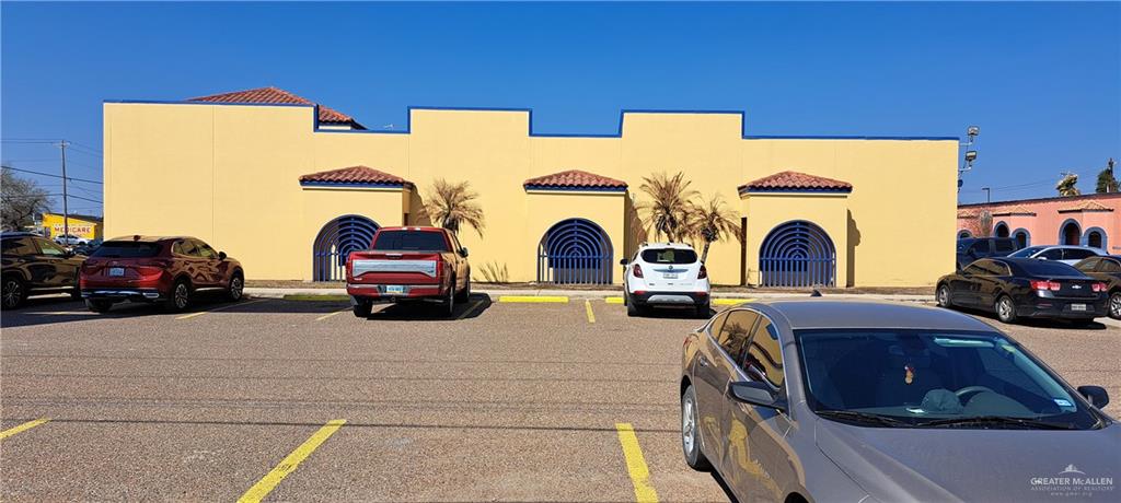 Photo 3 of 1623 San Benito Street