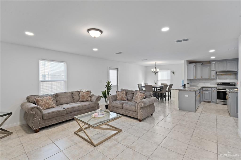 Photo 6 of 2307 26th Drive