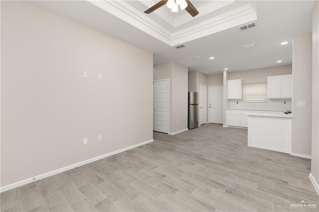 Photo 24 of 2704 Harrison Avenue #4
