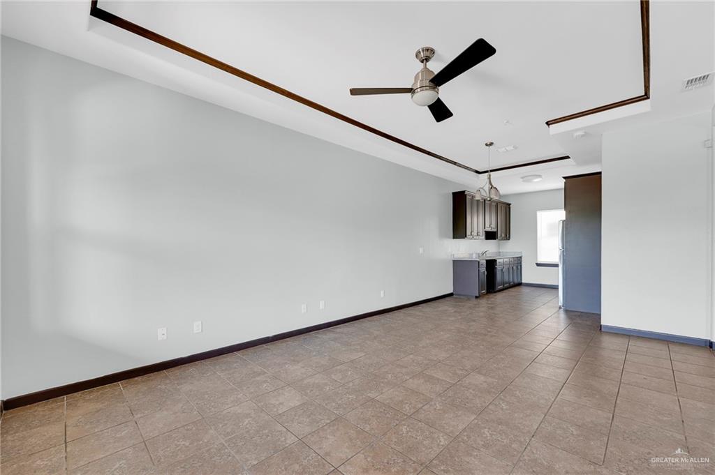 Photo 3 of 801 Daffodil Avenue #1