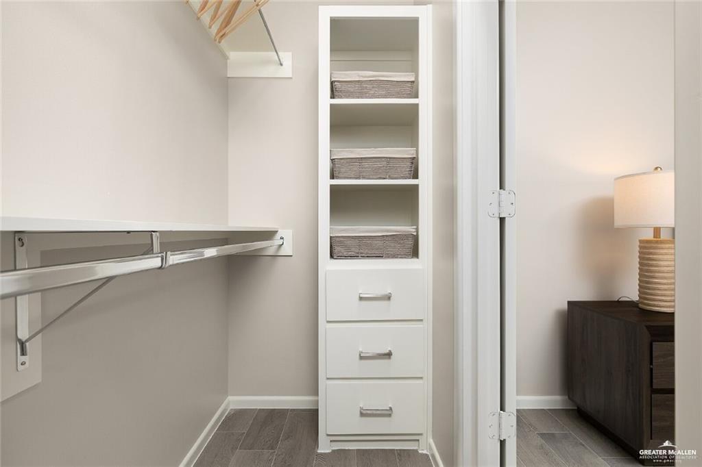 Photo 13 of 2708 Harrison Avenue #2