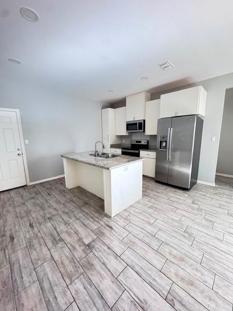 Photo 2 of 1304 Heritage Drive #4