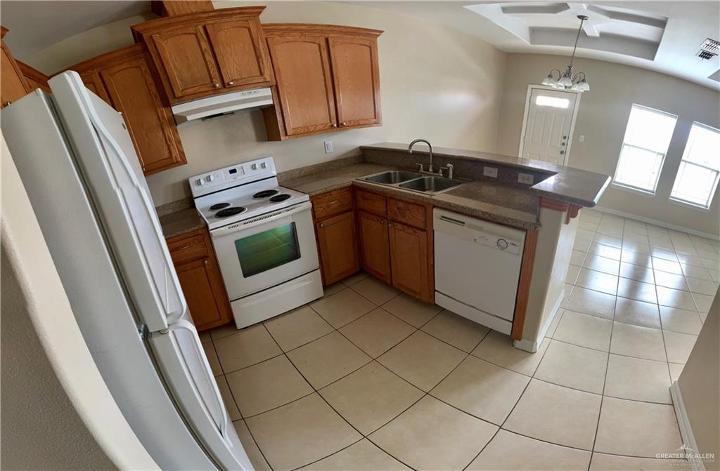 Photo 8 of 3103 Scottland Drive