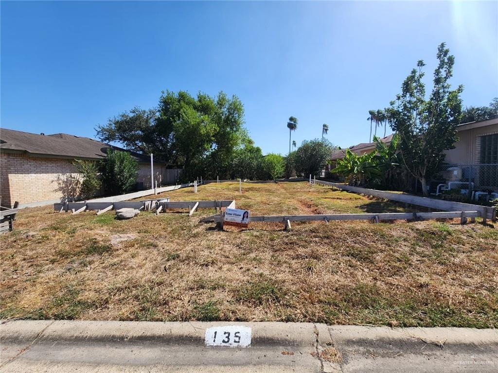 Photo 2 of 135 Willow Circle