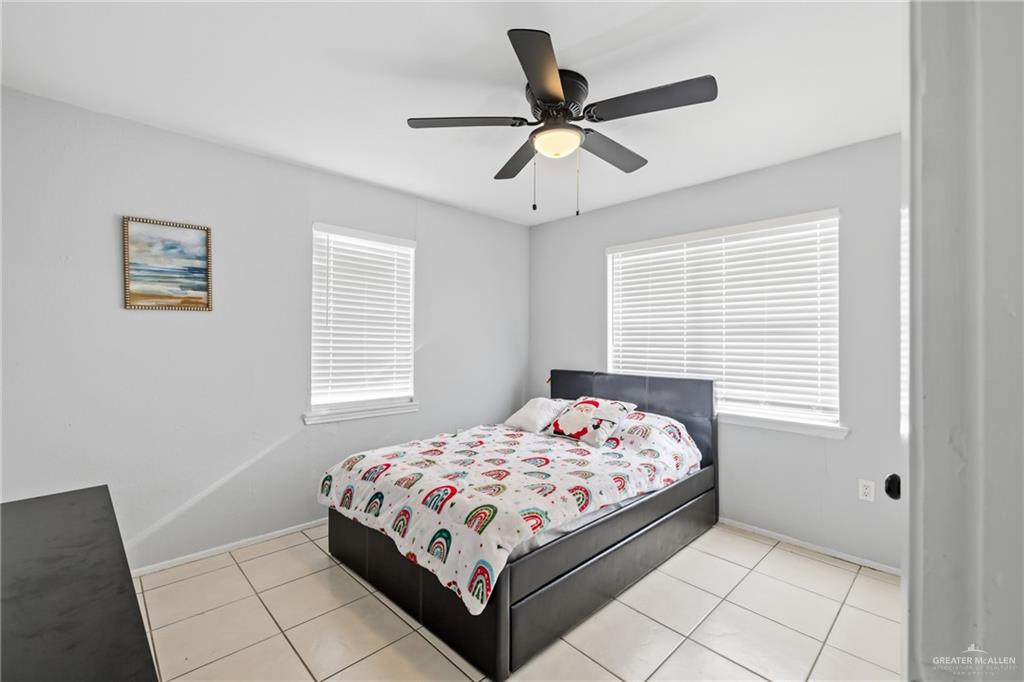 Photo 4 of 1132 Los Ebanos Road