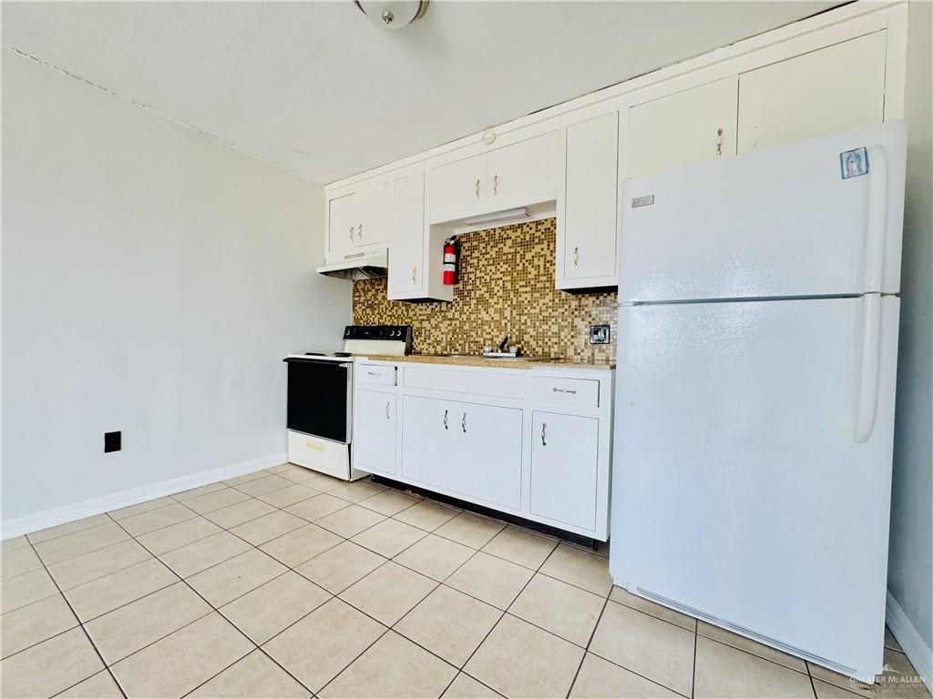 Photo 20 of 1002 Miller Avenue