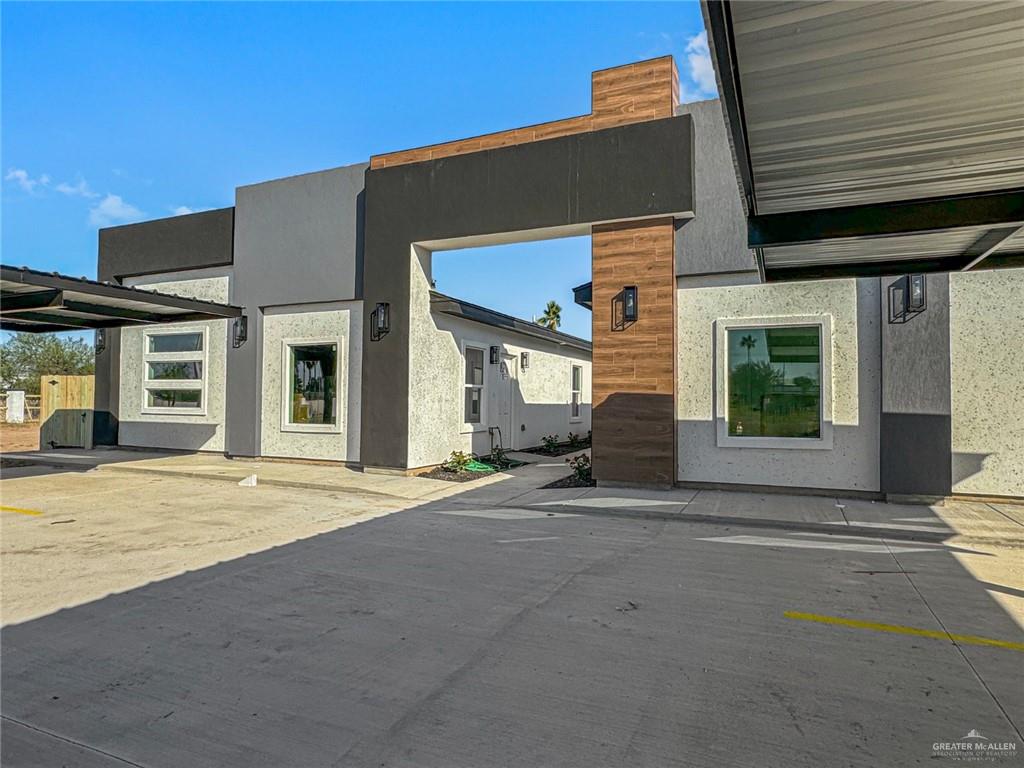 Photo 3 of 609 Buccaneer Drive