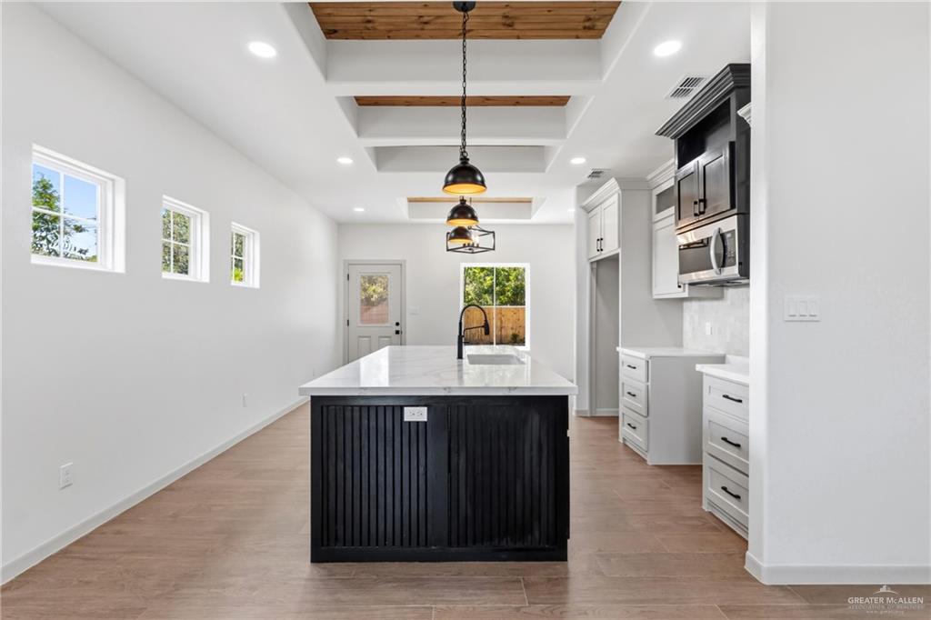 Photo 6 of 1202 Wright Avenue