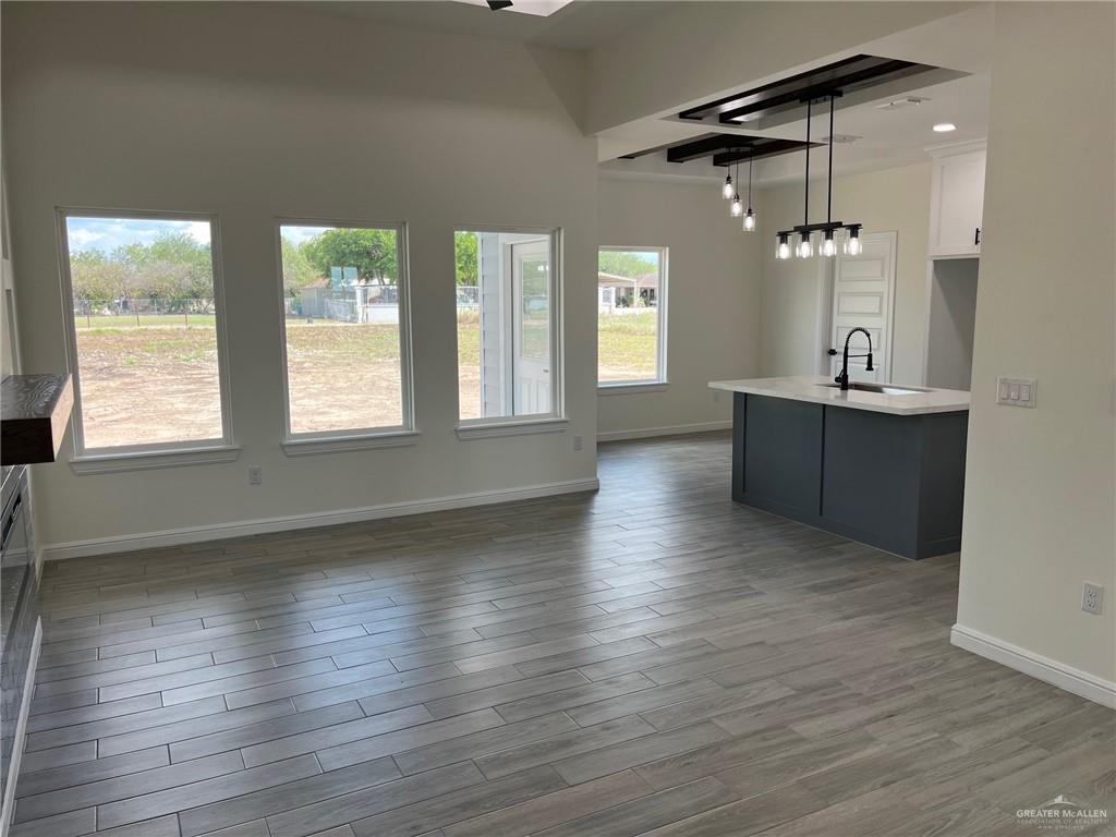 Photo 3 of 110 Sendero Street