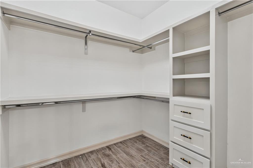 Photo 13 of 2915 Arboledas Drive