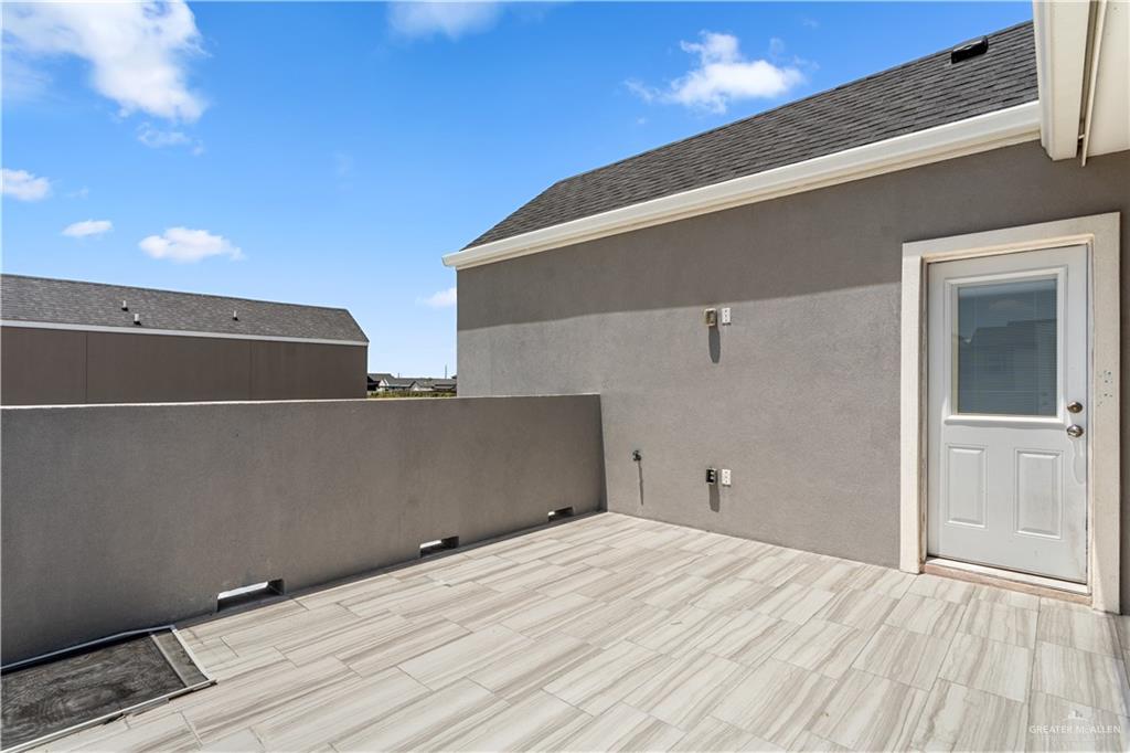 Photo 17 of 701 Seminole Avenue