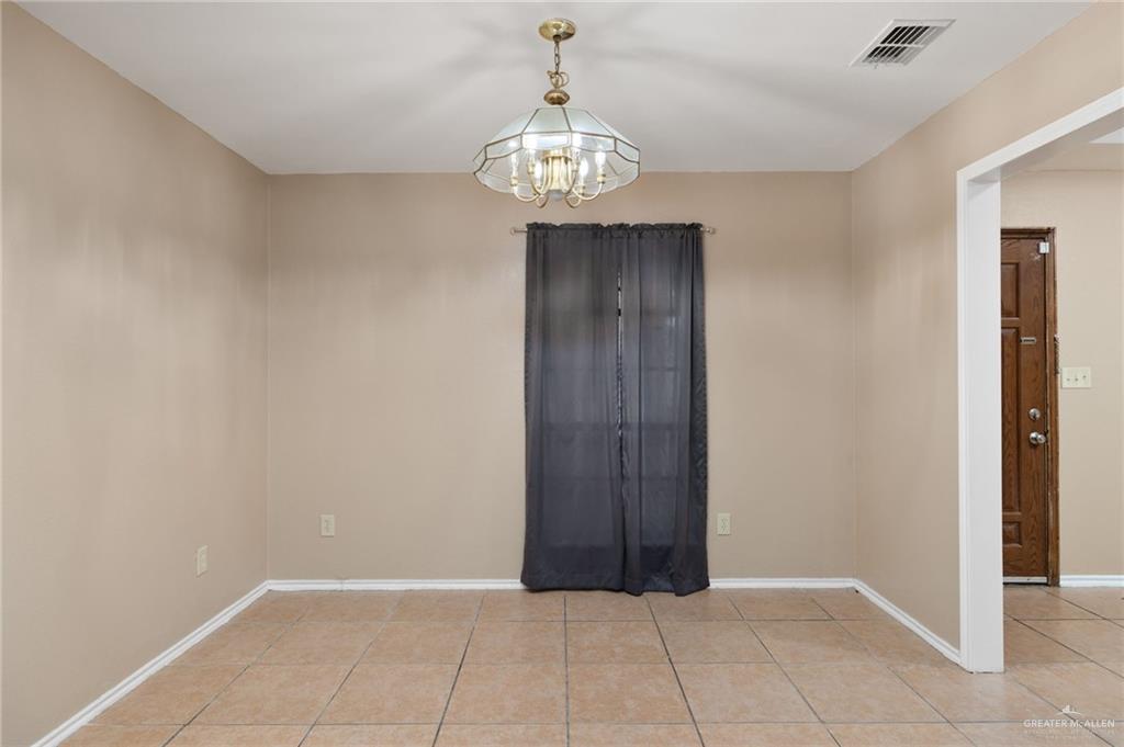 Photo 4 of 3108 Kingsborough Avenue