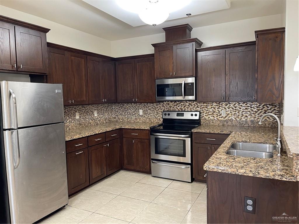 Photo 5 of 1312 Camellia Avenue #C