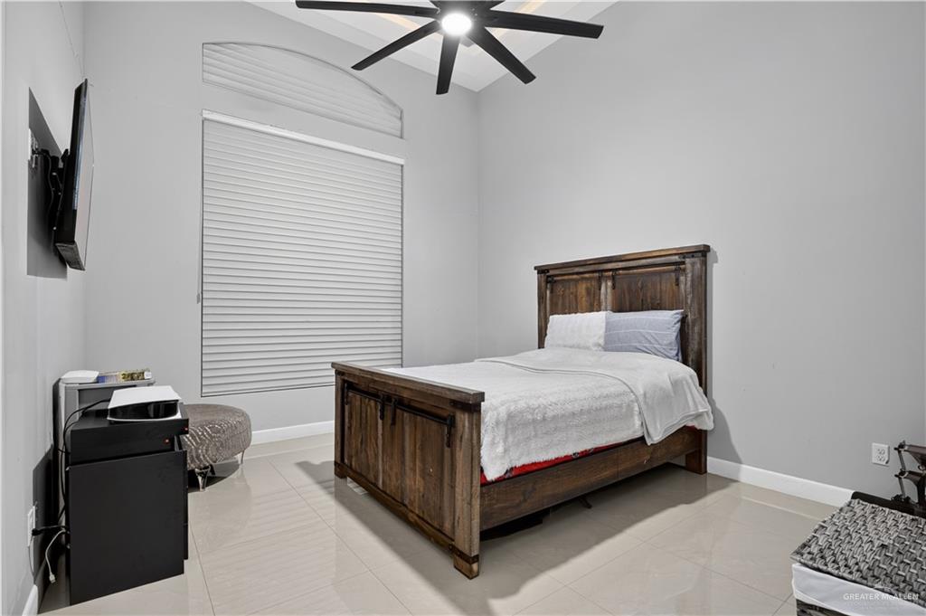 Photo 8 of 2406 Sandstone Drive