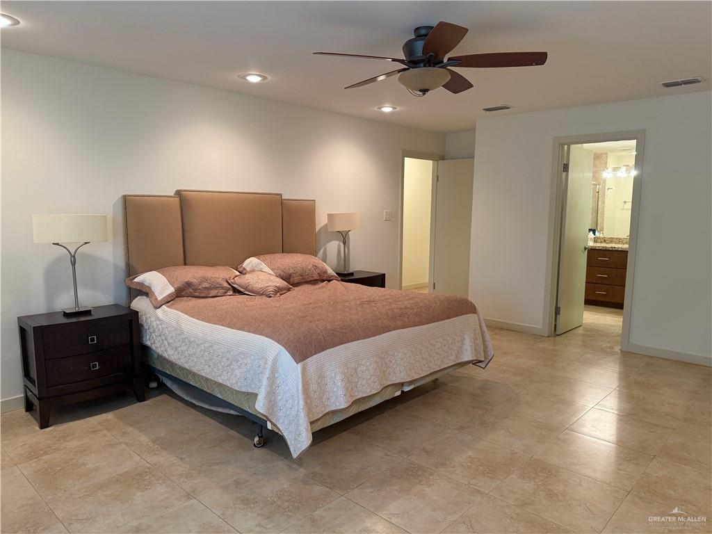 Photo 11 of 701 Hibiscus Avenue #23