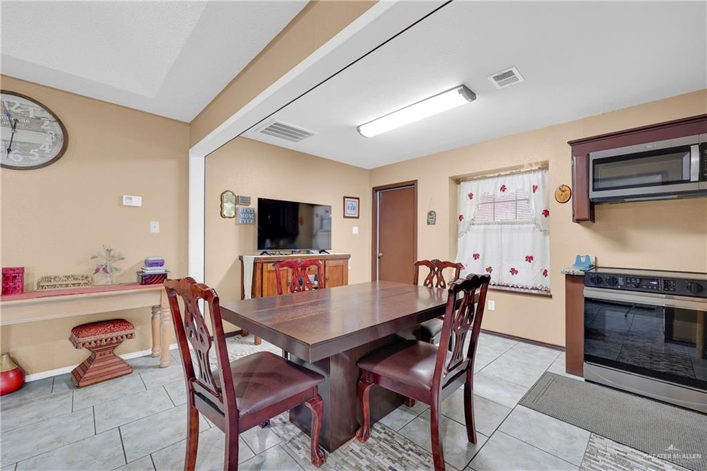 Photo 8 of 4312 Chapin Street