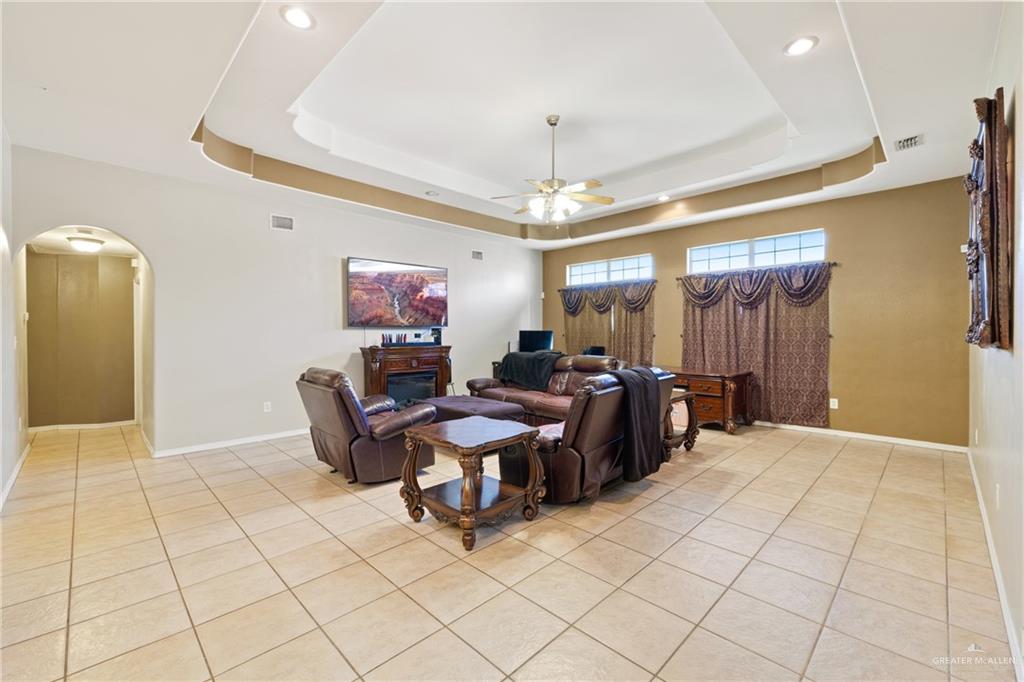 Photo 4 of 4200 San Gerardo Street