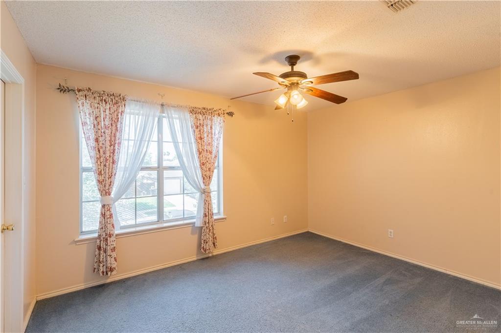 Photo 10 of 3100 Princeton Avenue