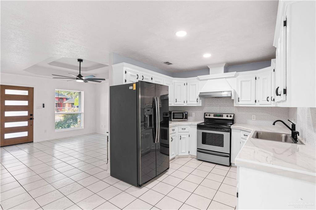 Photo 4 of 3512 Rey Enrique Drive