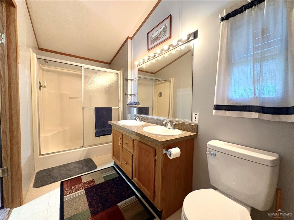 Photo 11 of 205 Hub Drive