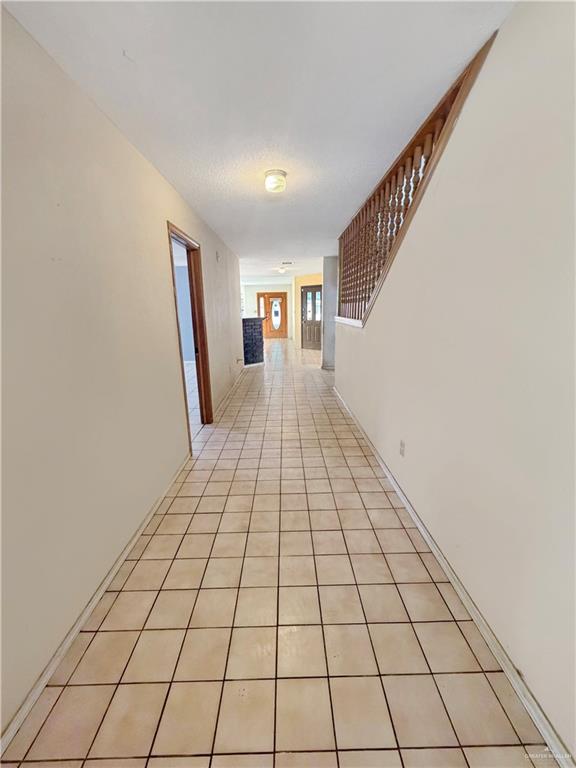 Photo 14 of 2211 Hackberry Avenue