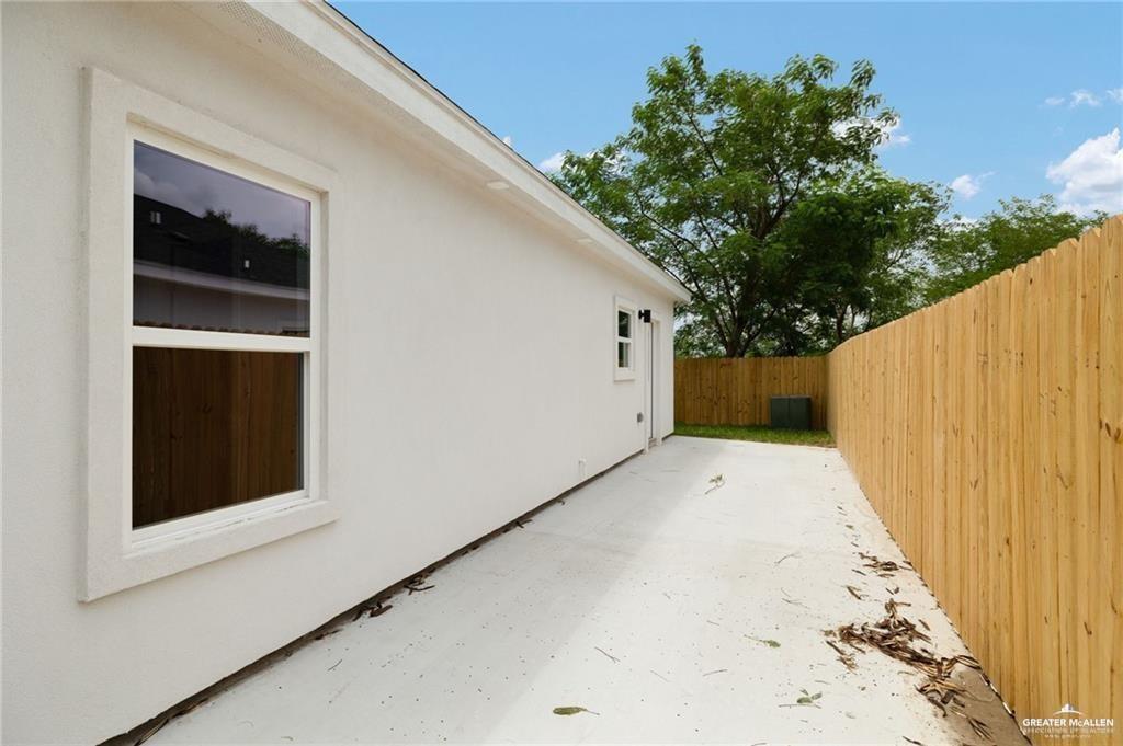 Photo 2 of 416 Acacia Street #4