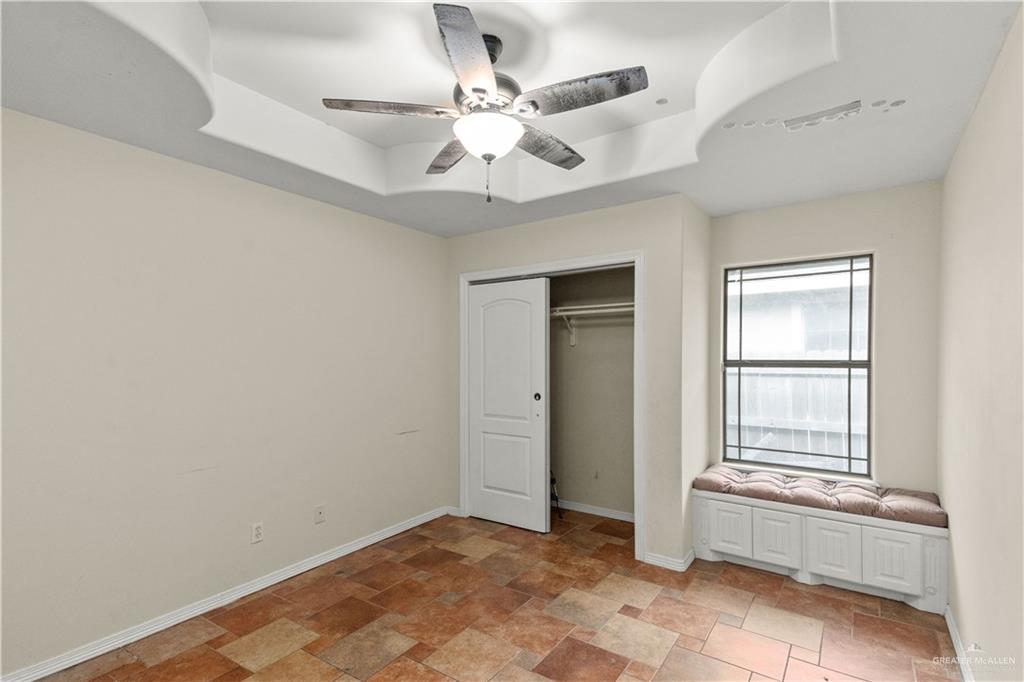 Photo 11 of 809 Azucar Avenue