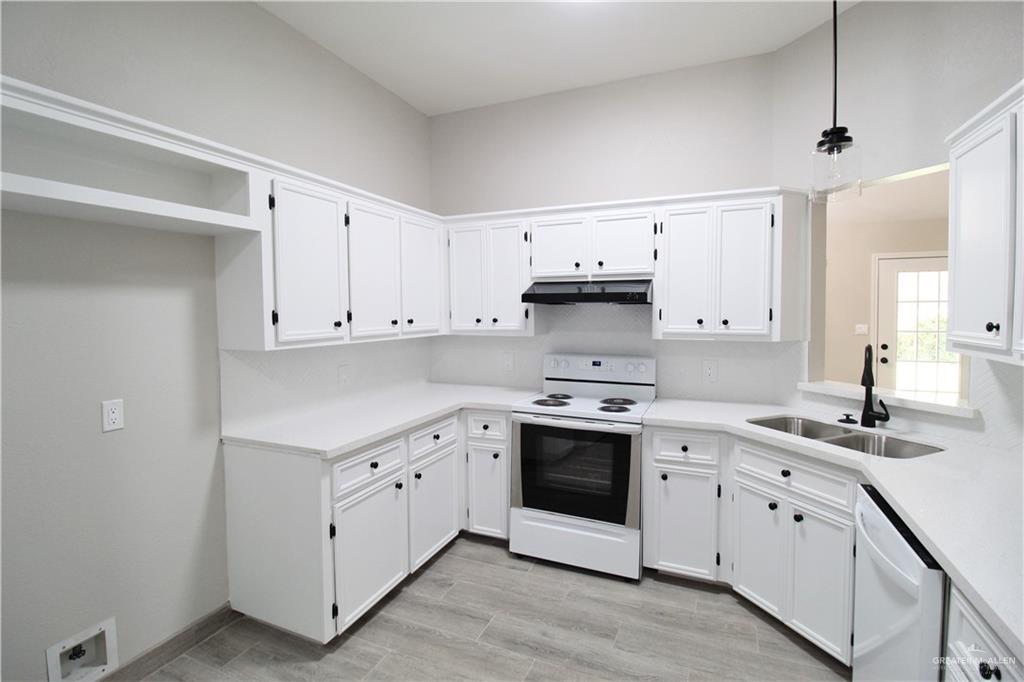 Photo 6 of 113 Upas Avenue
