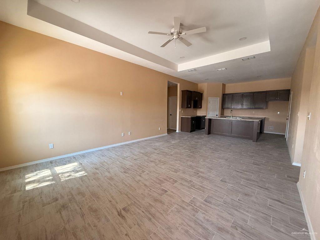 Photo 4 of 717 7th Street