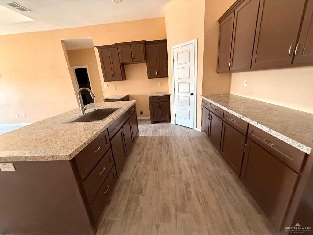 Photo 6 of 717 7th Street