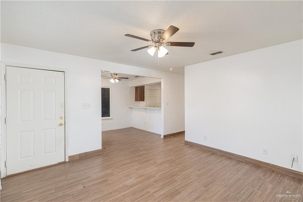 Photo 3 of 3912 Monica Drive