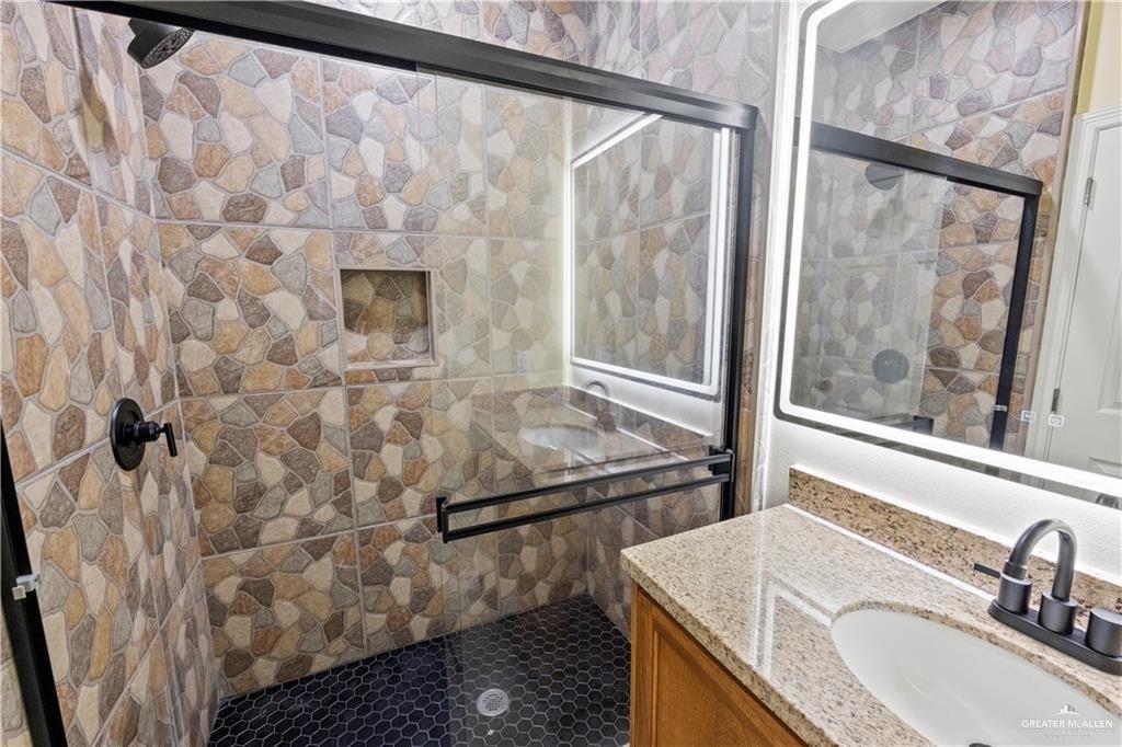 Photo 8 of 1408 Karen Drive #B