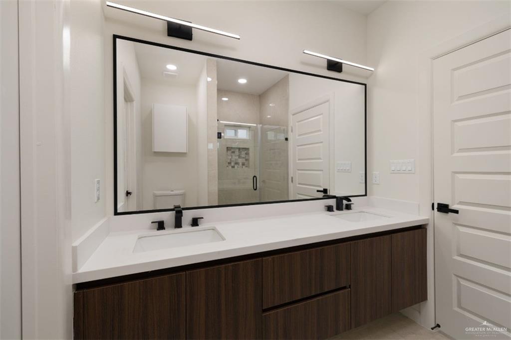 Photo 15 of 5704 Providence Avenue #D