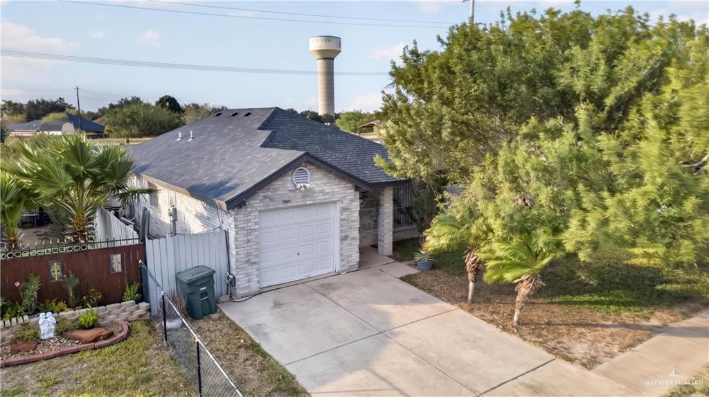 Photo 2 of 2507 Grandora Drive