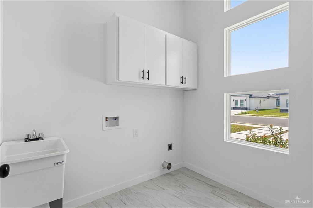 Photo 15 of 1225 Evergreen Avenue