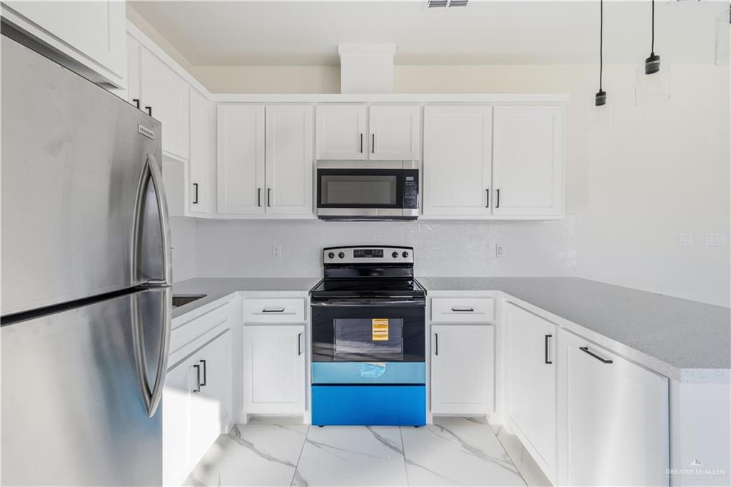 Photo 7 of 1324 Abesam Avenue #4