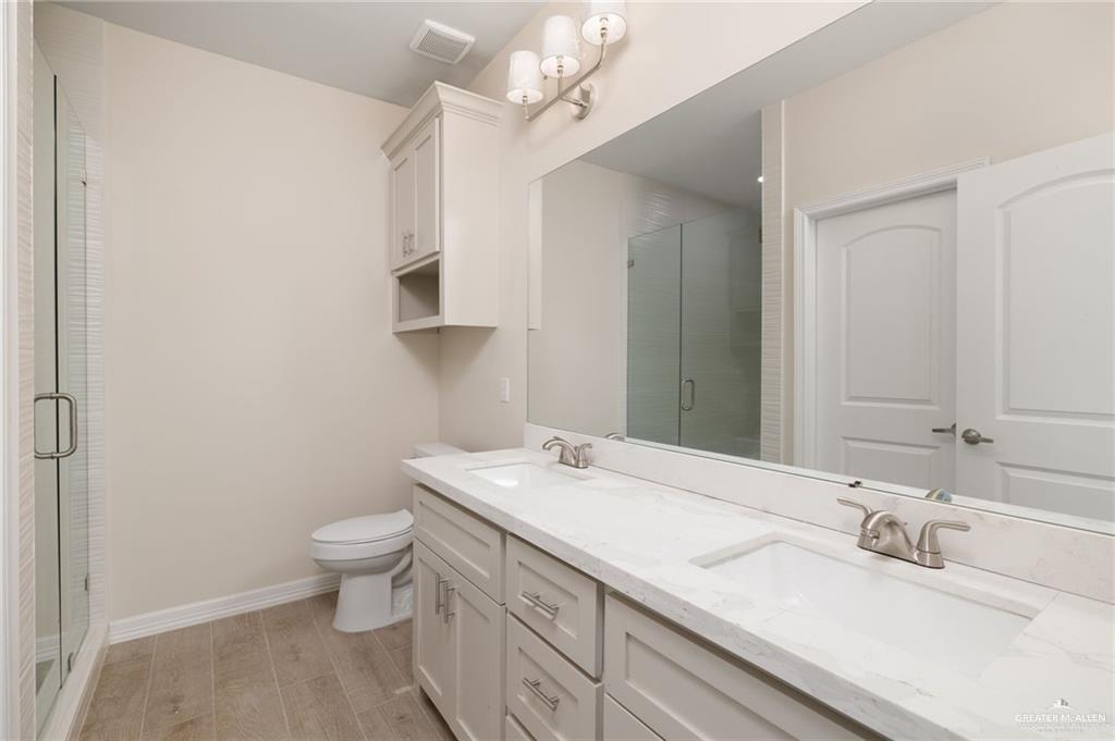 Photo 8 of 1717 Alisson Street