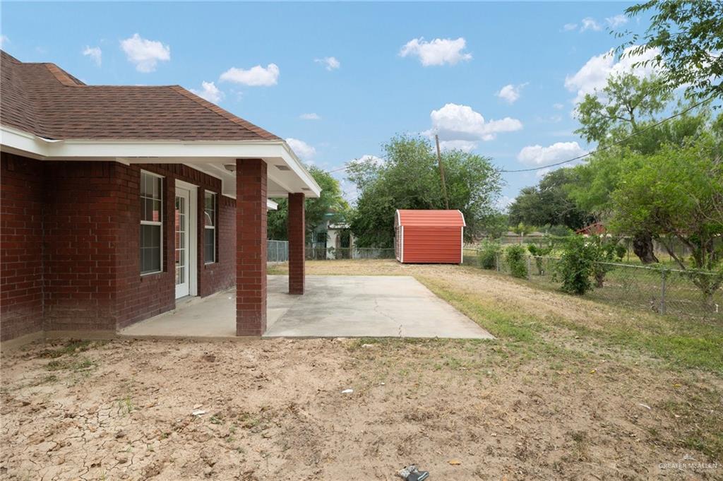 Photo 11 of 2403 Sunset Lane