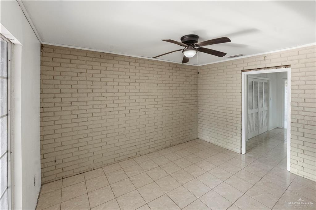 Photo 4 of 307 Cox Street