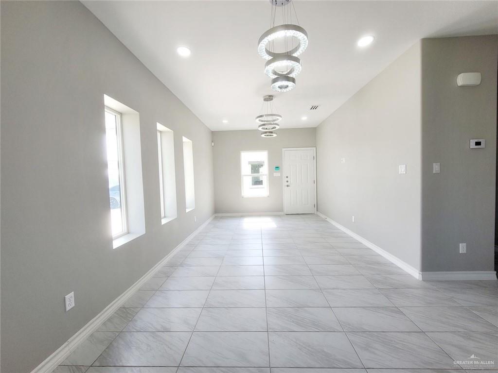 Photo 5 of 1409 Alta Vista Avenue #3