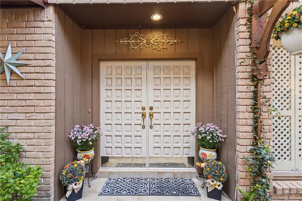 Photo 4 of 105 Austin Avenue