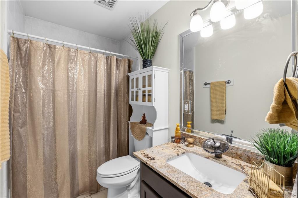Photo 13 of 3507 Mockingbird Avenue
