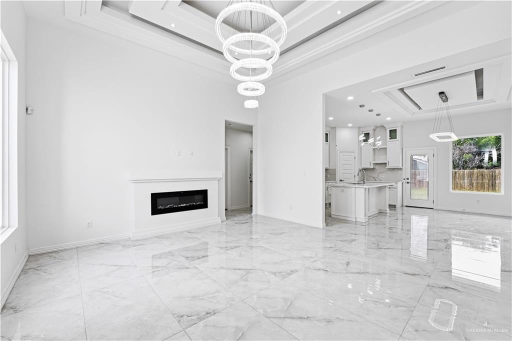Photo 7 of 1123 Boxwood Street