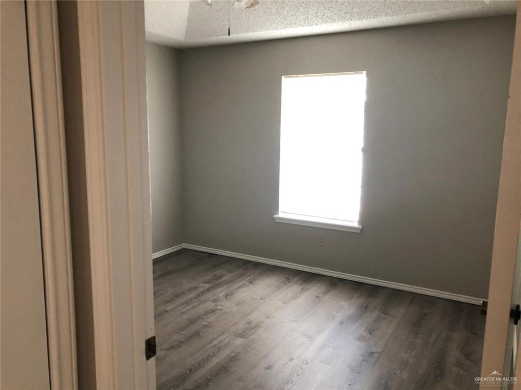 Photo 3 of 2817 31st Street