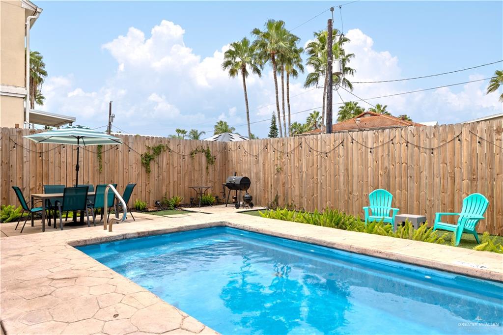 Photo 2 of 200 Retama Street #B