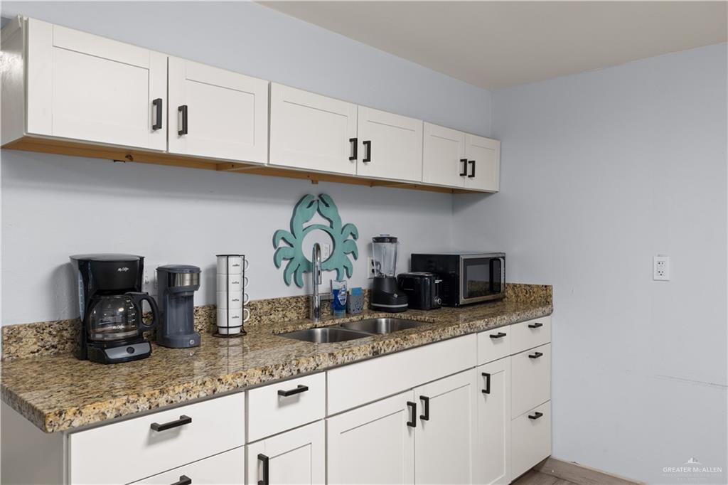 Photo 6 of 200 Retama Street #B