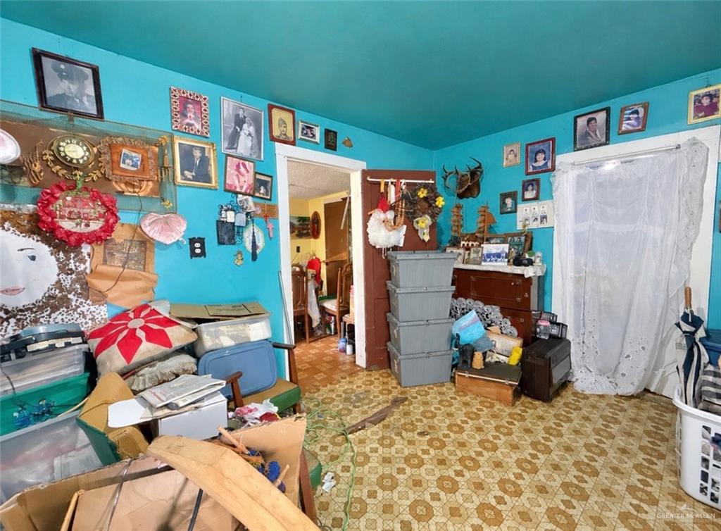 Photo 3 of 3031 Stanolind Avenue