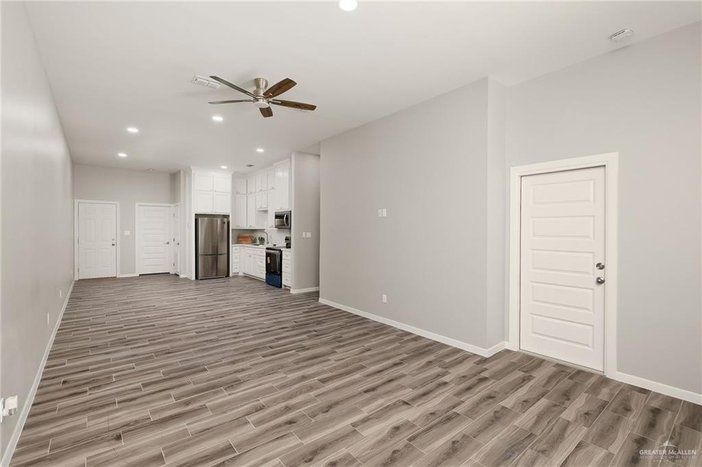 Photo 5 of 704 25th Street